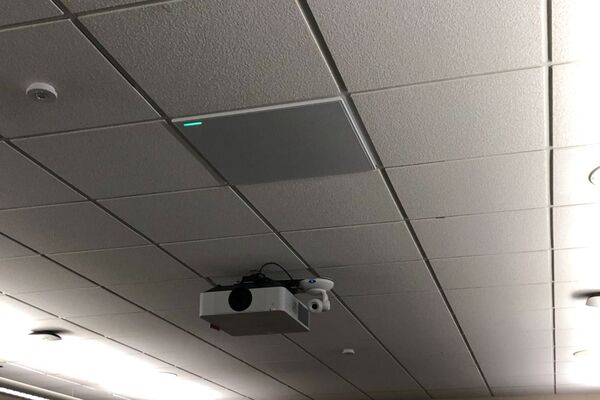 2¿ x 2¿ tile mounted in the ceiling to provide microphone coverage over student seating