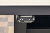 Pedestal: Height adjustment panel