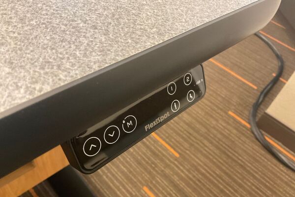 Pedestal: Height adjustment panel